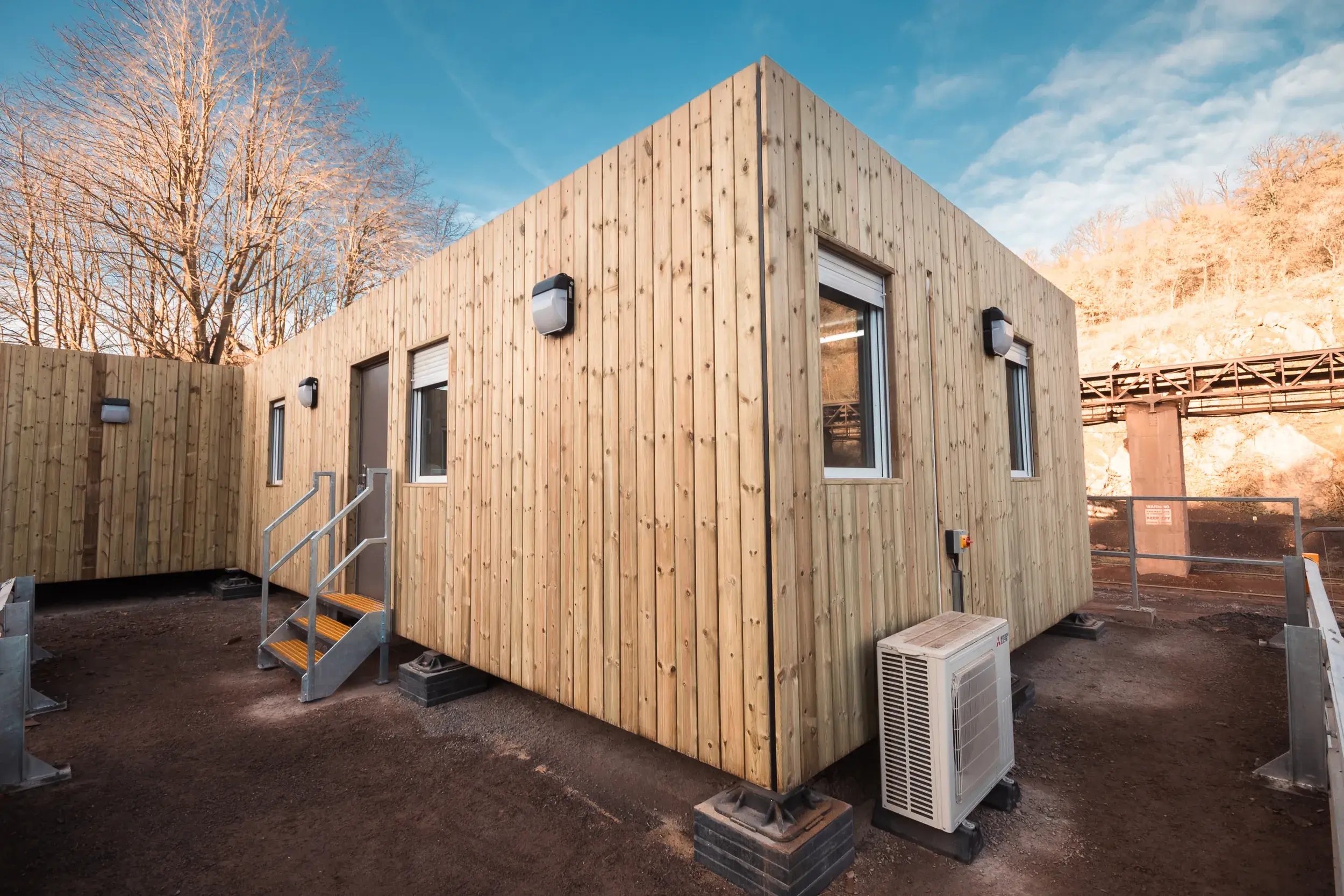 tf-jackson-portable-and-modular-buildings-hero-modular-building-with-cladding