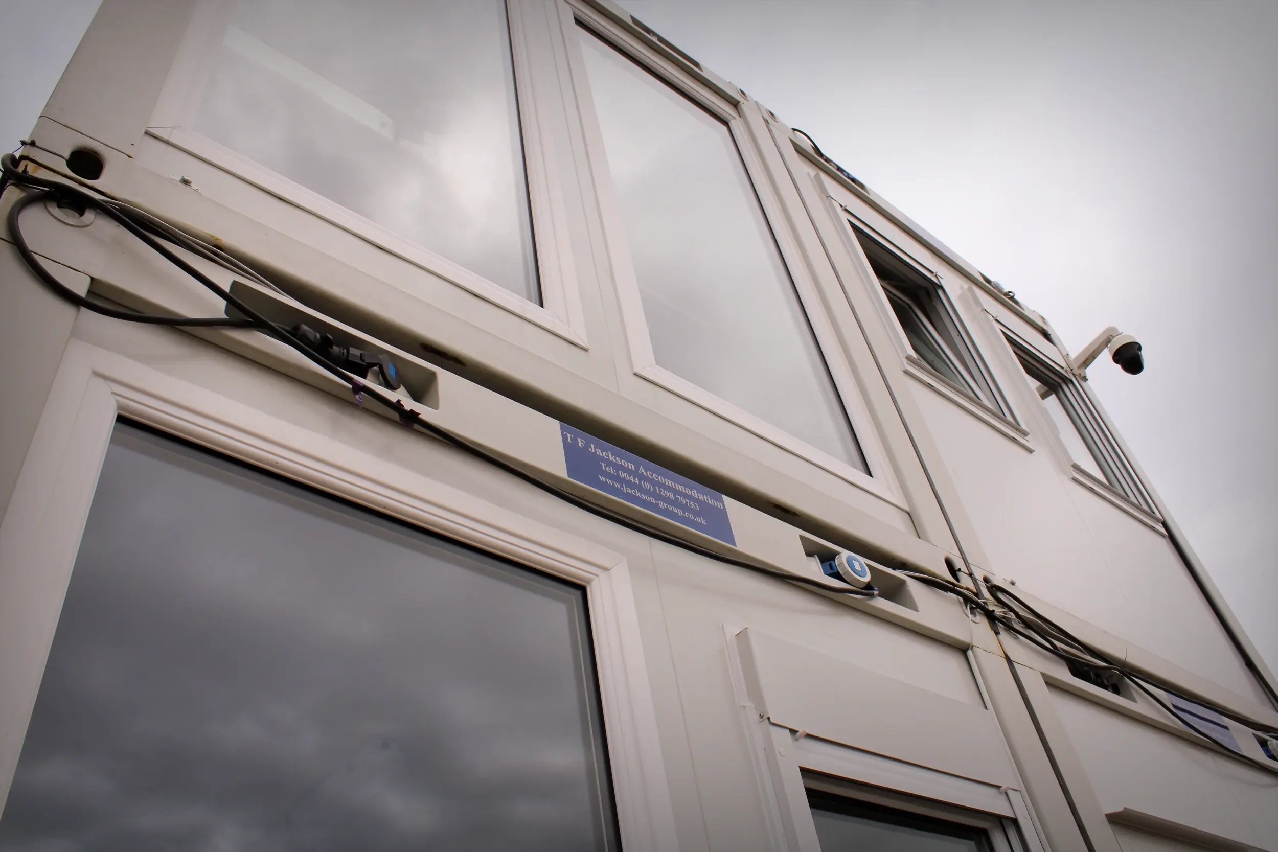 tf-jackson-supply-to-hire-operators-close-up-of-exterior-of-portable-office-units
