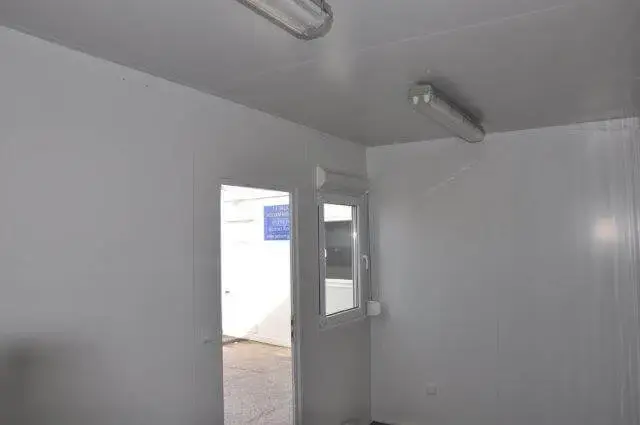 single portable office with toilet thumbnail 2