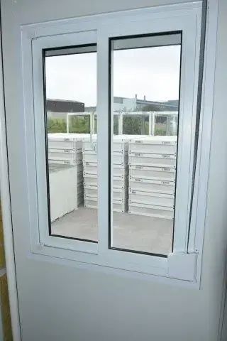 Aluminium shutter sliding window for modular buildings thumbnail 4