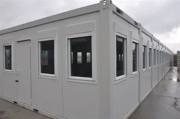 Portable ten bay open plan modular building